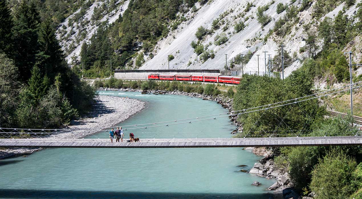 Die Rheinschlucht, der Swiss Grand Canyon, auf allen Wegen erleben.