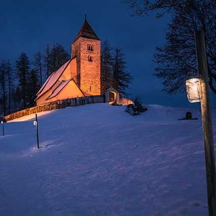 Nachtaktivitäten, Laternenweg, Flims, Laax, Schweiz, Winterferien